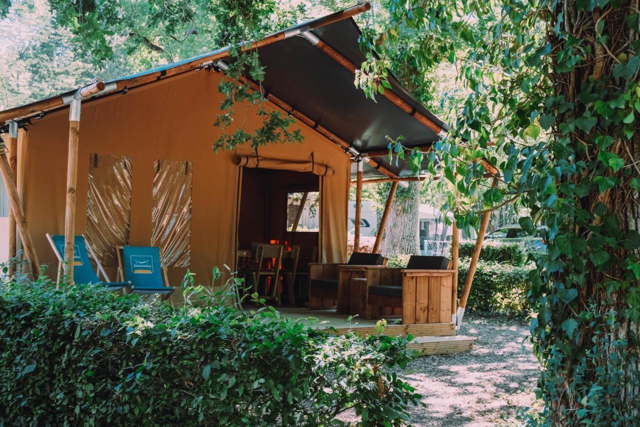 Camping De La Foret Seasonova Sillé-le-Guillaume Dış mekan fotoğraf