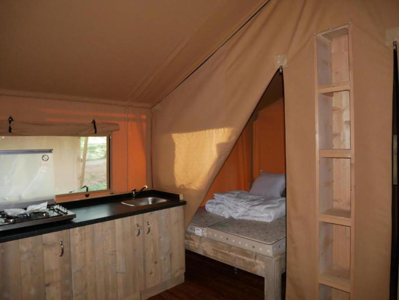Camping De La Foret Seasonova Sillé-le-Guillaume Dış mekan fotoğraf