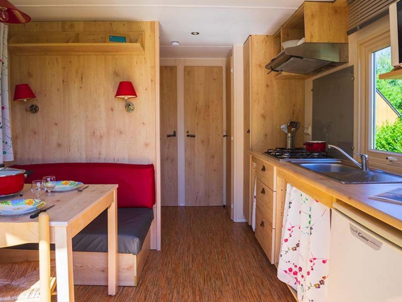 Camping De La Foret Seasonova Sillé-le-Guillaume Dış mekan fotoğraf